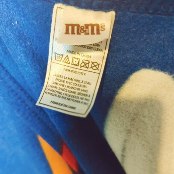 M&Ms World 6 Characters Fleece Blanket Throw 49x66 Inches Collectible 2021 Mars - Picture 4 of 4